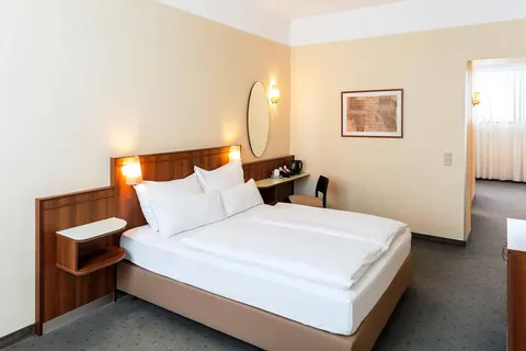 Hotel NH Wien Belvedere in Vienna — foto 2