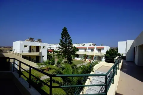 Evripides Village in Καρδάμαινα — foto 7