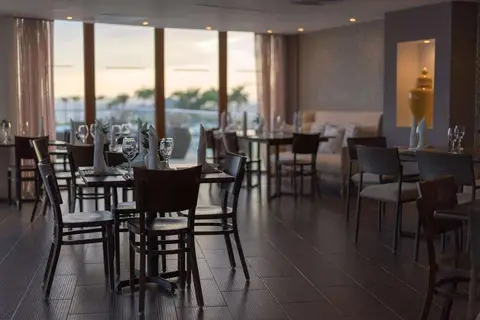 The Bannister Hotel & Yacht Club in Santa Bárbara de Samaná — foto 16