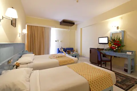 Empire Hotel Aqua Park in Hurghada — foto 28