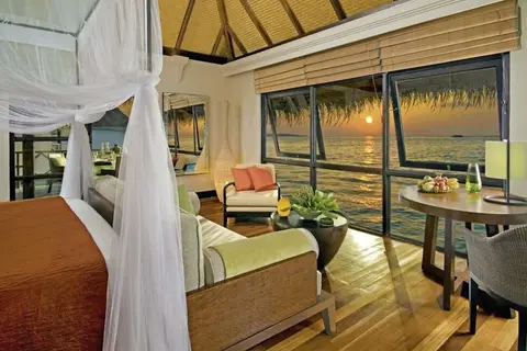 Four Seasons Resort Maldives at Kuda Huraa in Kuda Huraa — foto 16