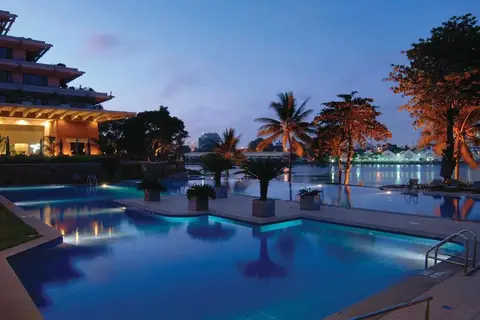 Cinnamon Lakeside in Colombo — foto 5