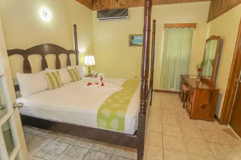 Merril's Beach Resort II in Merrils Beach Resort II — foto 5