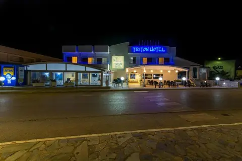 Triton Hotel in Δημοτική Ενότητα Μαλίων — foto 2