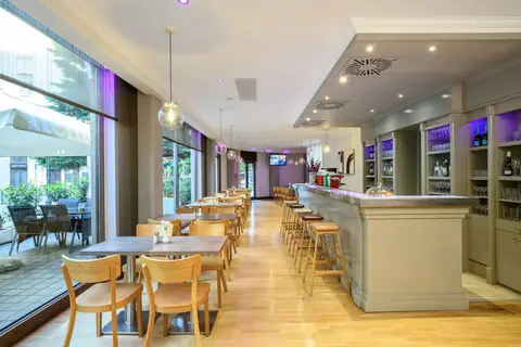 Leonardo Hotel Budapest in Boedapest — foto 2