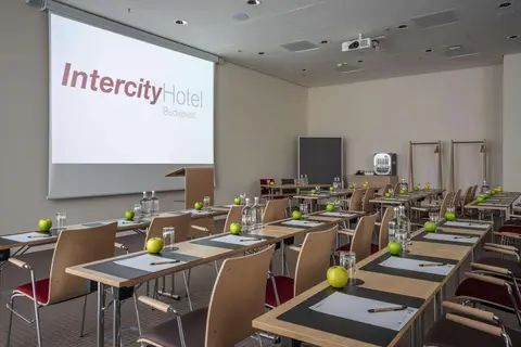 IntercityHotel Budapest in Boedapest — foto 6