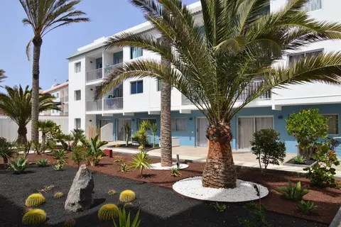 Bristol Sunset Beach in Corralejo — foto 17