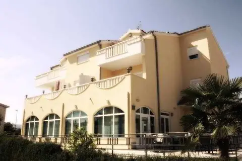Hotel Adria in Kastel Stafilic — foto 18
