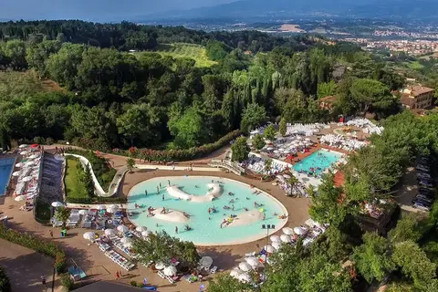 hu Norcenni Girasole Village in Figline Valdarno