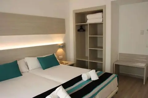 Welikehotel Fenix in s'Arenal — foto 15