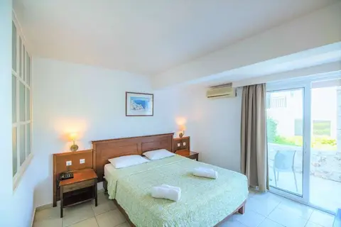 Semiramis Village in Chersonisos Municipal Unit, foto 3
