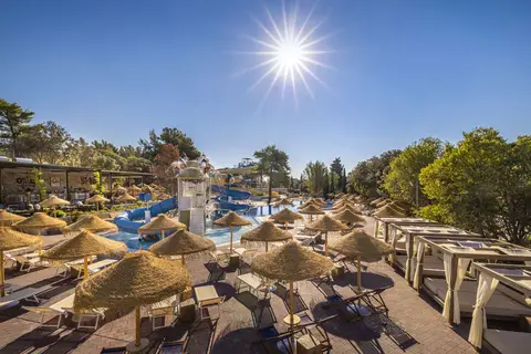 Valamar Amicor Green Resort in Stari Grad — foto 3
