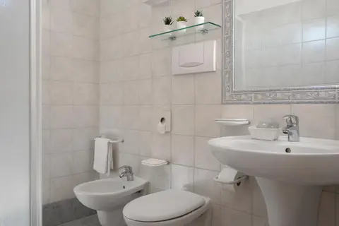 Hotel Rondinella in Misano Adriatico — foto 5
