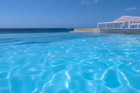 Papagayo Beach Hotel in Willemstad — foto 27