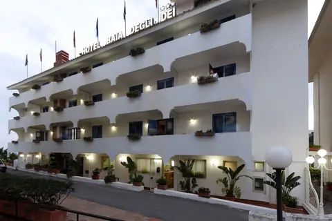 Hotel Baia Degli Dei in Giardini Naxos — foto 2