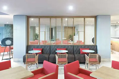 Universal Hotel Perla in S'Illot — foto 10