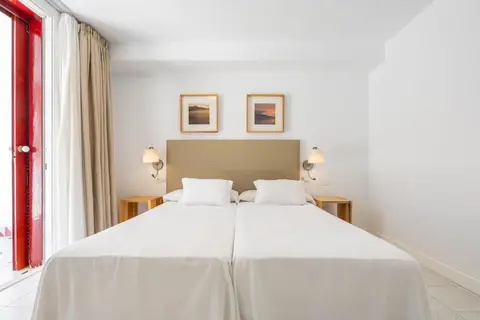 Appartementen Parque Santiago IV in Madrid — foto 17
