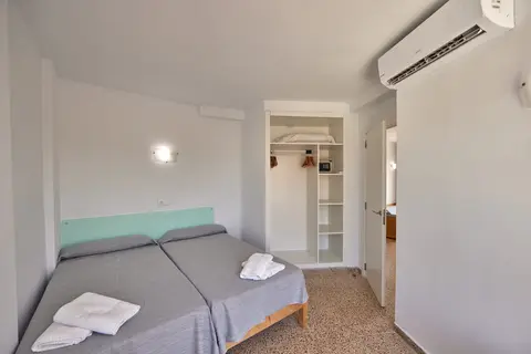 Magaluf Playa Apartments in Magaluf — foto 27