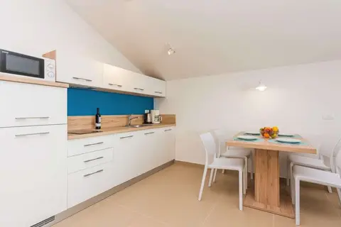 Hotel & Appartementen Villa 4M in Ražanac — foto 8
