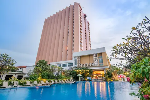Golden Beach Cha Am Hotel in เทศบาลเมืองชะอำ — foto 2