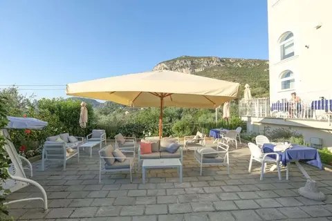 Hotel Royal Hills in Piano di Sorrento — foto 6