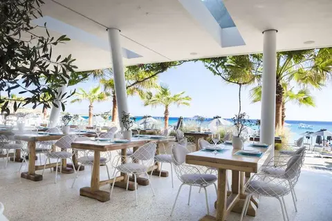 Mykonos Dove Beach Hotel in Πλατύς Γιαλός — foto 8