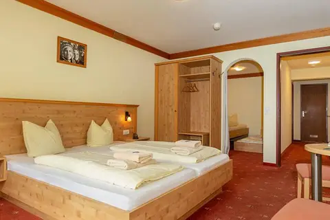 Hotel Garfrescha in St. Gallenkirch — foto 7