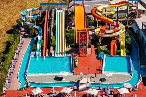 Caretta Beach Resort & WaterPark in Kalamaki, foto 2