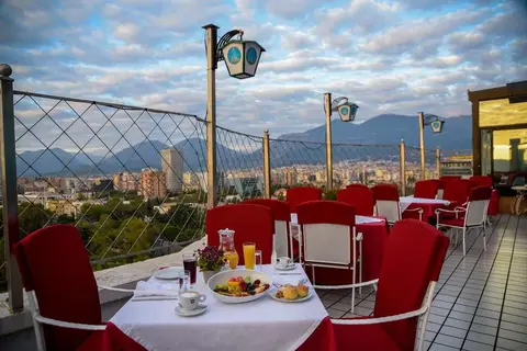Sky Hotel Tirana in Tirana — foto 6