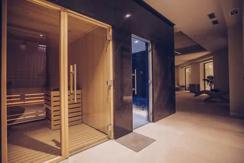 Hotel Mona Plaza in Belgrado — foto 8