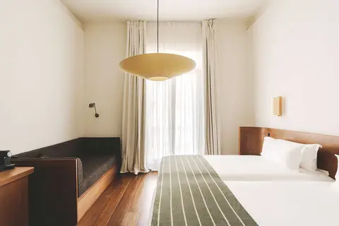 Hotel Regina Barcelona in Barcelona — foto 2
