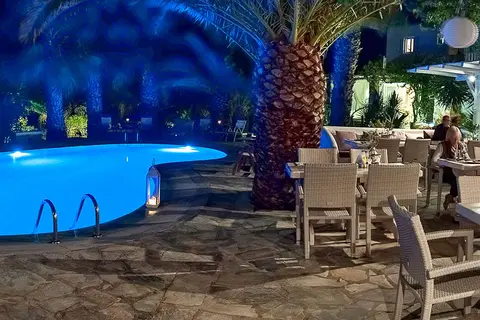 Hotel Zephyros Mykonos in Πλιντρί — foto 9