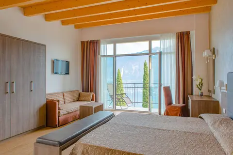 Village Hotel Lucia in Tremosine sul Garda — foto 3