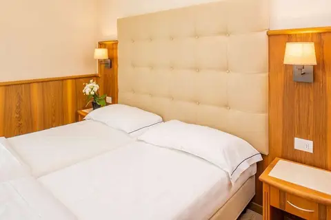 Hotel Centrale Garda in Garda, foto 8