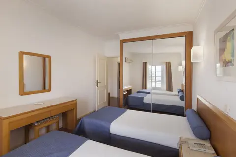 Turim Estrela do Vau Hotel in Mexilhoeira Grande — foto 15