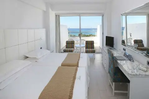 Grecian Bay Hotel in Αγία Νάπα — foto 3