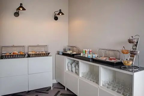 Gloria Suites Hotel by Succeed in Almada, foto 4