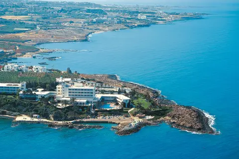 Cynthiana Beach in Paphos — foto 11