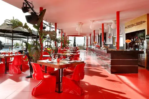 Ushuaïa Ibiza Beach Hotel in Sant Josep de sa Talaia — foto 28