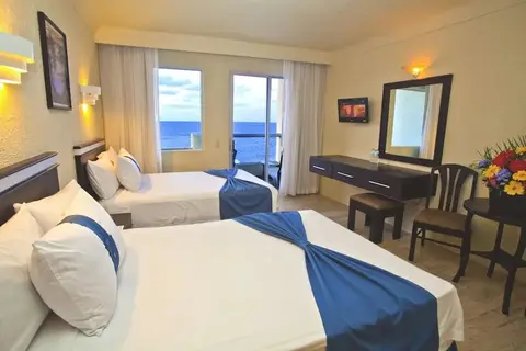 Aquamarina Beach Hotel Cancun in Cancùn — foto 9