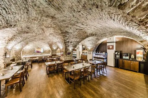 Hotel Archibald At The Charles Bridge in Praag — foto 6