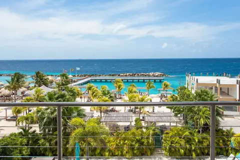 The Kontiki Beach House in Willemstad — foto 17