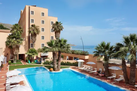 Punta Nord-Est in Castellammare Del Golfo — foto 8