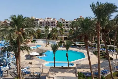 Regina Resort & Aquapark in الهضبه — foto 2