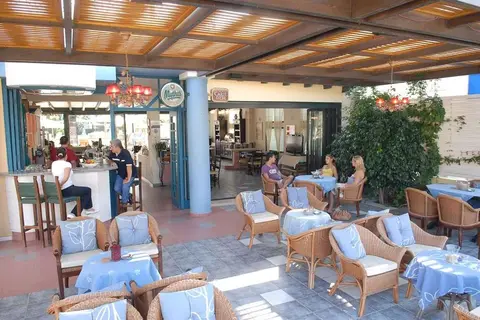 Appartementen Arlekin Tango in Malia Municipal Unit, foto 8