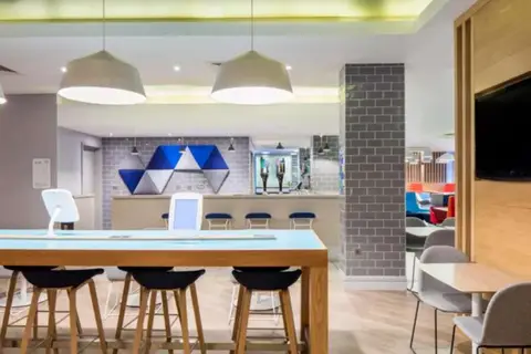Holiday Inn Express Belfast City - Queen's Quarter in Belfast — foto 7
