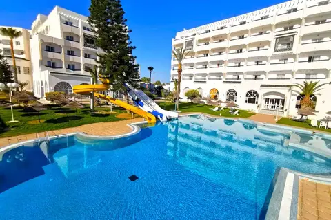 Hotel Jinene Beach in Hôtel Royal Jinene