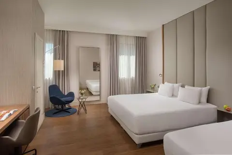 Hotel NH Bologna De La Gare in Bologna — foto 3