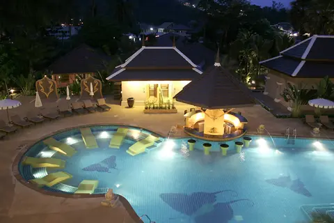 Princess Kamala Beachfront Hotel in ตำบลเชิงทะเล — foto 15