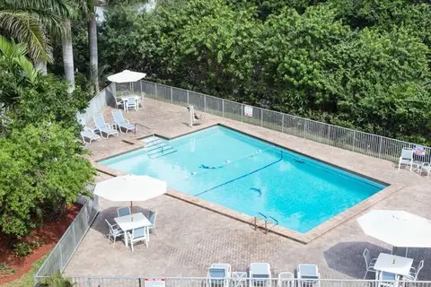 Days Inn by Wyndham Fort Lauderdale-Oakland Park Airport N in Fort Lauderdale — foto 7